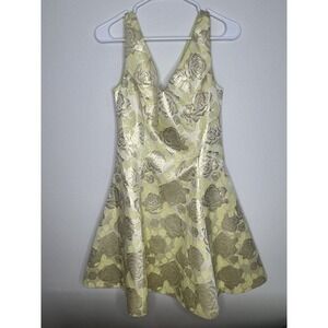 NWT Modcloth Wendy Bird Womens Dress Brocade Lemon Lime Yellow V-Neck Size 4